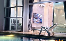 Ksl City Mall 6-20Pax Private Lift-Netflix-Smarttv 70Inch